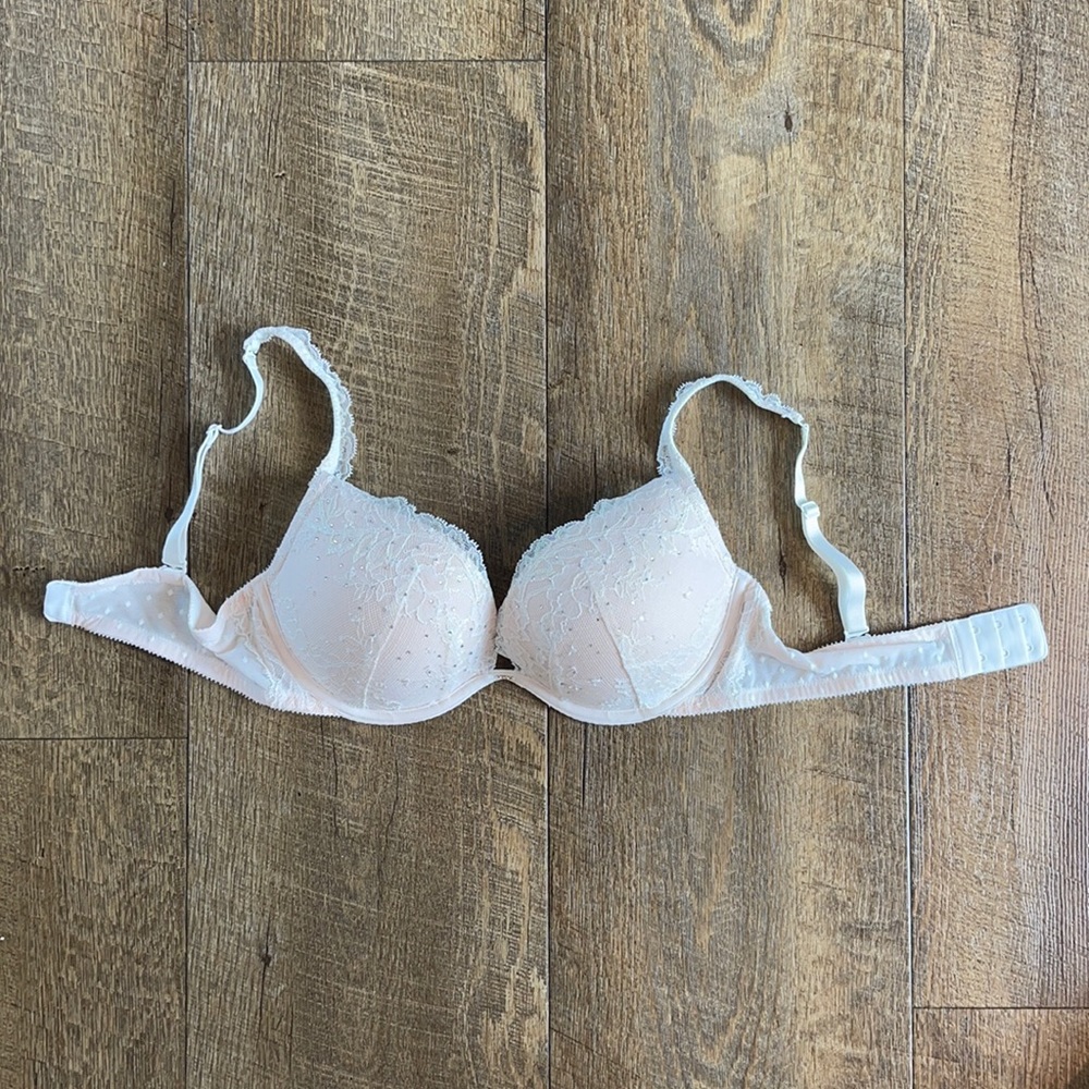 Victoria’s Secret Push up bra